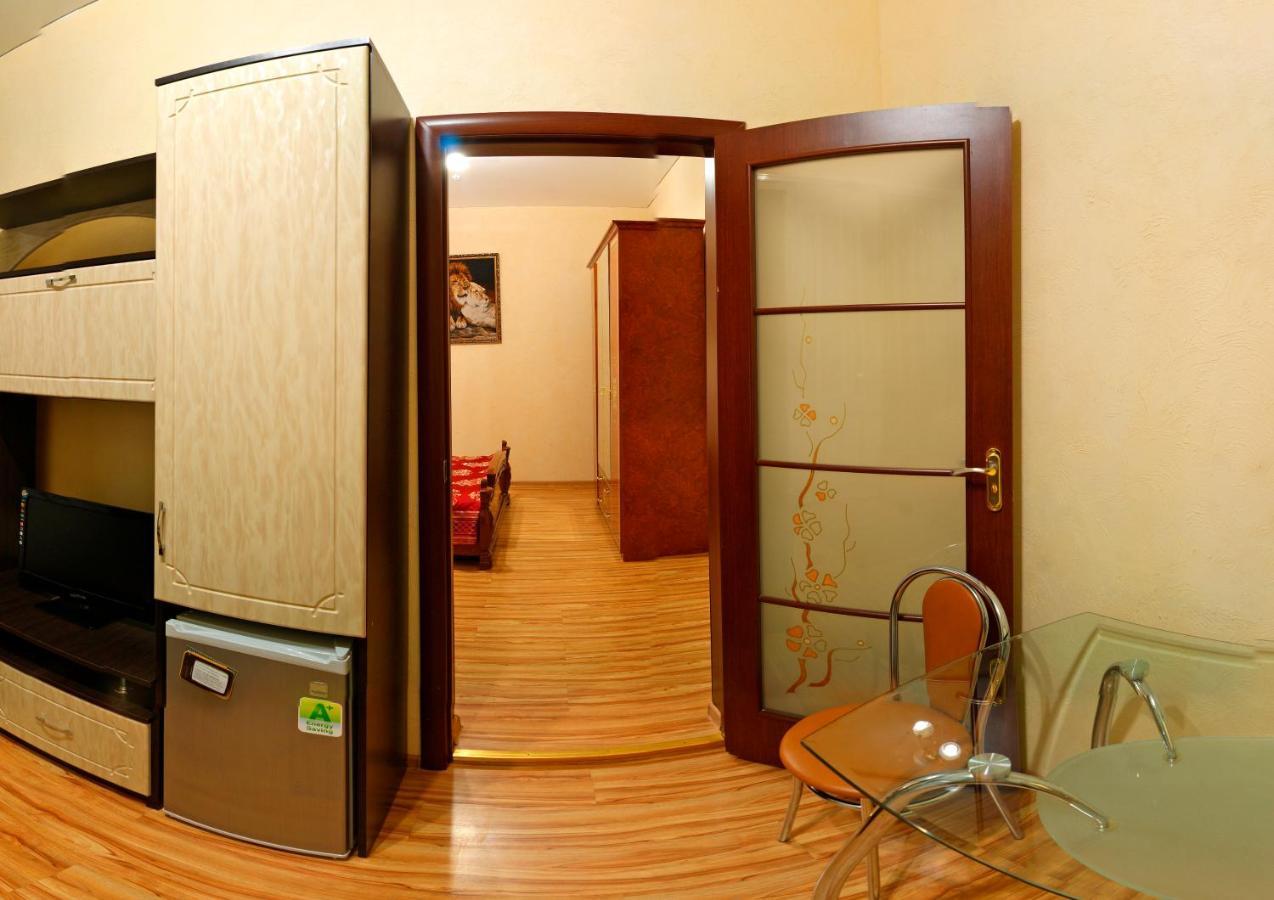 De Luxe Hotel Hmilnik Kültér fotó